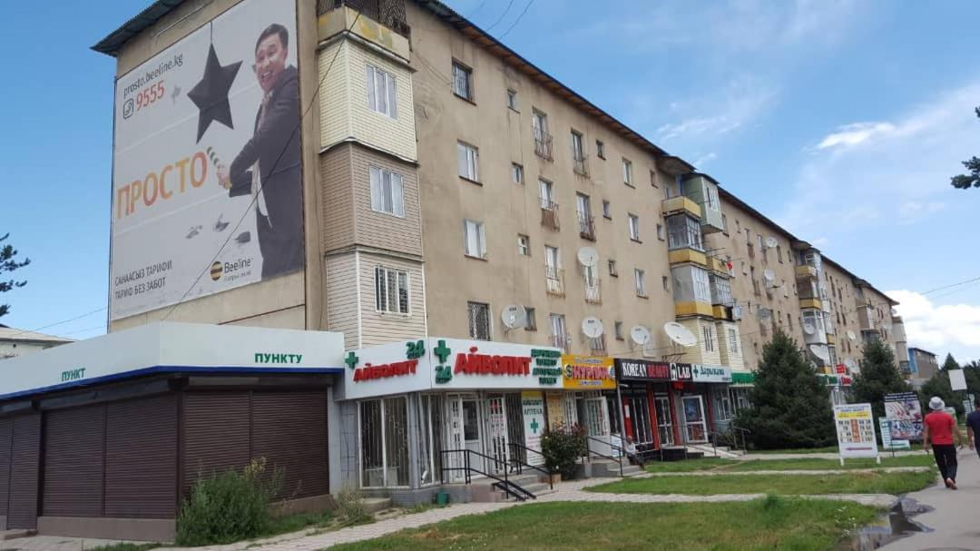 Apartment In The Karakol Heart Exterior foto